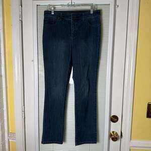 Chico’s Fabulously Slimming Jeans 0.5 Short Size 6 Dark Wash Stretch Denim